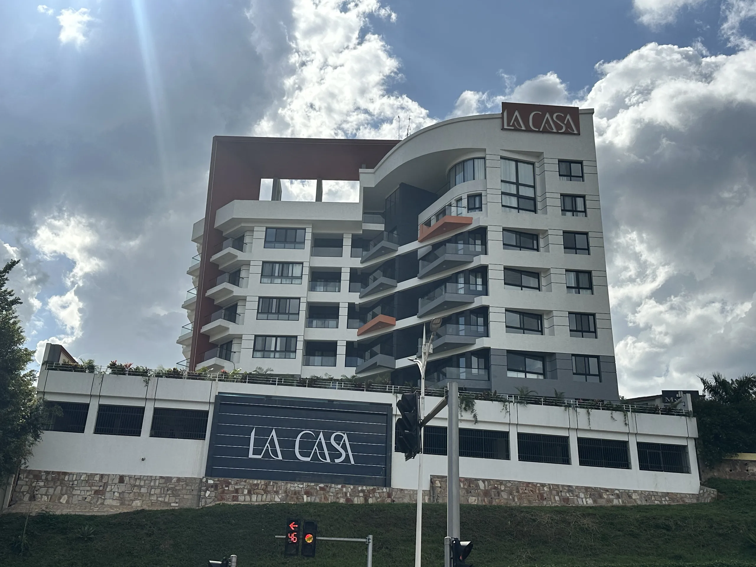 The LA CASA building